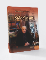 Stând în jilţ